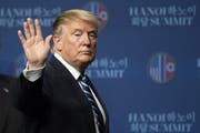 US-Präsident Donald Trump gibt an der Pressekonferenz die Gründe für das vorzeitige Abbrechen des Gipfeltreffens zwischen den USA und Nordkorea bekannt. (Bild: Tuan Mark/Getty, Hanoi, 28. Februar 2019)