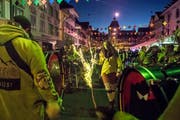 Die Guugenmusik «Let's Fetz» an der Tagwache in Willisau. (Bild: Nadia Schärli)