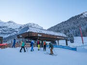 Die Wintersportsaison ist gut angelaufen: Per Ende Januar verzeichnen die Seilbahnen im Vorjahresvergleich, vor allem aber im Vergleich zum Fünf-Jahres-Durchschnitt ein deutliches Plus. (Bild: KEYSTONE/ADRIEN PERRITAZ)