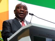 Ramaphosas Rede markierte für Südafrika den Beginn eines Jubiläumsjahres: Vor 25 Jahren wurde das Apartheid-Regime der weissen Minderheit abgelöst. (Bild: KEYSTONE/EPA GCIS/SIYABULELA DUDA / HANDOUT)