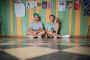 Dabu Fantastic besingen auf der neuen EP Sehnsüchte und Scheinwelten. (Bild: PD)