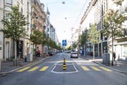 Schon bald herrscht hier in der Hirschmattstrasse Tempo 30. (Bild: Manuela Jans-Koch)
