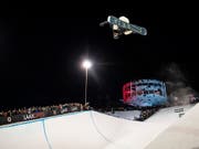 Pat Burgener fliegt aufs WM-Podest. (Bild: KEYSTONE/GIAN EHRENZELLER)
