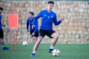 Der Salmsacher Julian von Moos im Traininglager des FC Basel in Marbella.Bild: Urs Lindt/Freshfocus