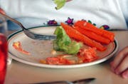 Der Entscheid des Stadtrats bezüglich Mittagstisch-Catering schmeckt den Grünen Prowil gar nicht. (Bild: Nana do Carmo)