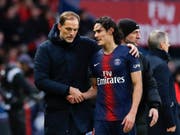 Verletzt, aber wie schwer? Edinson Cavani klärt Trainer Thomas Tuchel über sein Befinden auf (Bild: KEYSTONE/AP/CHRISTOPHE ENA)