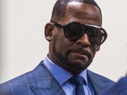 Neues mutmassliches Missbrauchsvideo aufgetaucht: R&B-Sänger R. Kelly. (Bild: KEYSTONE/EPA/TANNEN MAURY)