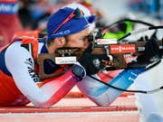 Liegend perfekt, stehend aber mit drei Fehlern: Benjamin Weger kam an der Biathlon-WM in Östersund in der Verfolgung auf den 8. Platz (Bild: KEYSTONE/AP TT News Agency/ANDERS WIKLUND)