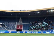 Während dem Spiel herrschte in der Swissporarena eine friedliche Stimmung. (Bild: Alexandra Wey/Keystone (Luzern, 10. März 2019))