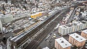 An den beiden Enden des Güterbahnhofareals sind die Zufahrten zum unterirdischen Kreisel mit Anschluss zur Autobahn und in die Liebegg geplant. (Bild: Hanspeter Schiess/11. März 2019)