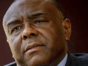 Der ehemalige kongolesischen Warlord Jean-Pierre Bemba ist wegen Verfahrensfehlern vom Weltstrafgericht freigesprochen worden. Nun fordert er eine Entschädigung in Millionenhöhe für seine Haftzeit. (Bild: Keystone)