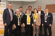 Gastrounternehmer und Politiker nahmen am ersten Polit-Apéro teil: (von links) Urban Camenzind, Ruth Ziegler, Peter Tresch, Marianne Hess, Massimo Suter, Zita Gisler, René Röthlisberger und Joe Herger. (Bild: Paul Gwerder, Altdorf, 11. März 2019)