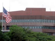 Die US-Botschaft in der venezolanischen Hauptstadt Caracas. (Bild: KEYSTONE/AP/HOWARD YANES)