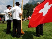 Tradition soll nicht festgeschrieben werden: Die Schweizer Nationalhymne bekommt kein eigenes Gesetz. (Bild: KEYSTONE/STEFFEN SCHMIDT)
