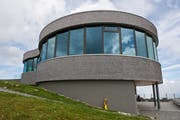 Das Drehrestaurant auf dem hohen Kasten. (Bild: cw)