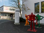 Der Traditionskonzern stellt rund 250 Leute auf die Strasse. Der Spinnmaschinen-Hersteller reagiert damit auf die anhaltende Nachfrageflaute. (Bild: KEYSTONE/DOMINIC STEINMANN)