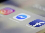 Facebook ist am Mittwoch für viele Menschen stundenlang nicht erreichbar gewesen. (AP Photo/Jenny Kane) (Bild: KEYSTONE/AP/JENNY KANE)