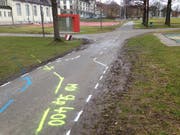 Der «Eiszauber» ist abgeräumt. Wie die Markierungen zeigen, folgen jetzt auf der Südseite der Kreuzbleiche Bauarbeiten durch die Stadtwerke. (Bild: Reto Voneschen - 14. März 2019)