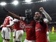 Der Maskenmann schlägt doppelt zu: Pierre-Emerick Aubameyang schiesst Arsenal dank zwei Treffern zur Wende gegen Rennes (Bild: KEYSTONE/EPA/NEIL HALL)