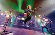 The Orchestra bewies am Retro-Festival durchaus auch Sprungkraft. (Bild: PD/Marc Gilgen (Luzern, 13. März 2019))