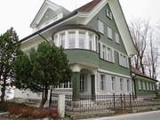 Die an die Blütezeit der Stickerei erinnernde Villa Ilg dient künftig als Wohnhaus. (Bild: Peter Eggenberger)
