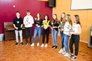 Die ausgezeichneten Schülerinnen und Schüler der Klasse 1b. (Bild: David Grob)