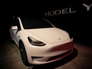 Teslas SUV auf Basis des Model 3 soll im Herbst 2020 kommen. (Bild: KEYSTONE/AP/JAE C. HONG)
