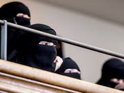 Der Bundesrat will Burka und Nikab nicht verbieten. Er lehnt die Initiative «Ja zum Verhüllungsverbot» ab, will aber gesetzliche Regeln erlassen. (Bild: KEYSTONE/EPA SCANPIX DENMARK/MADS CLAUS RASMUSSEN)