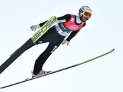 Killian Peier kommt auf den Flugschanzen noch nicht wie gewünscht auf Weite. (Bild: KEYSTONE/EPA NTB SCANPIX/OLE MARTIN WOLD)