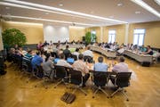 Der Gemeinderat wählte am Donnerstagabend die Sozialhilfekommission unter Ausschluss der Öffentlichkeit. (Bild: Reto Martin - 14. Juni 2018)