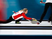 Silvana Tirinzoni gleitet wieder für die Schweiz über das Eis (Bild: KEYSTONE/AP/AARON FAVILA)