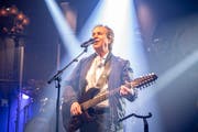 Chris de Burgh bot im Schweizerhof positive Gefühle ohne Zynismus, aber mit einer Spur Selbstironie. Bild: Keystone/Urs Flüeler (15. März 2019)
