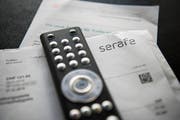 Eine Rechnung der Empfangsgebühren der Schweizerischen Erhebungsstelle für Radio- und Fernsehempfangsgebühren Serafe. (Bild: Christian Beutler/Keystone; 17. Januar 2019)