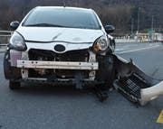 Das Auto wurde bei der Kollision beschädigt. (Bild: Kapo)