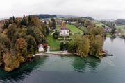 Horw plant 2017 diverse Kulturprojekte unter dem Titel Halbinsel unter anderem im Park der Villa Krämerstein Kastanienbaum, fotografiert am 27. Oktober 2014.
