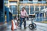 Der Unterägerer Fritz Wesche nahm mit dem Trego-Trolley an der Show «Das Ding des Jahres» teil. (Bild: Maria Schmid (Zug, 15. März 2019))