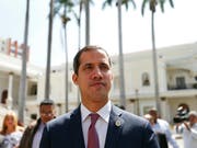 Will die Botschaften im Ausland unter seine Kontrolle bringen: Venezuelas selbst ernannter Interimspräsident Juan Guaidó. (Bild: KEYSTONE/AP/NATACHA PISARENKO)