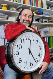 «Glück und Zeit sind eine Art Zwillingspaar», sagt Soziologe und Pädagoge Mark Riklin. (Bild: Urs Bucher)