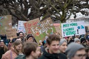 Demonstration fürs Klima beim Pavillon am Nationalquai in Luzern. (Bild: Pius Amrein, 2. Februar 2019)