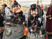 Ohnehin ist die Polizei an diesem «rüüdigen» Samstag in Luzern sehr präsent. (Bild: Sandro Renggli)