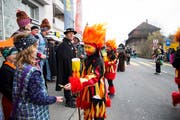 Am Fasnachtszumzug in Schachen: Family Affaires Malters (Motto: Vulkanfäger).