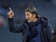 Murat Yakin muss seiner Mannschaft wieder Moral geben (Bild: KEYSTONE/URS FLUEELER)