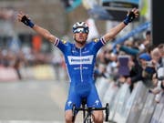 Der Tscheche Zdenek Stybar gewinnt in Belgien die 74. Ausgabe von Omloop Het Nieuwsblad, dem ersten Halbklassiker in diesem Frühjahr (Bild: KEYSTONE/EPA/OLIVIER HOSLET)