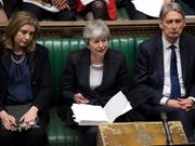 Die britische Premierministerin Theresa May hat die EU um einen kurzen Brexit-Aufschub bis zum 30. Juni gebeten. Für eine Verlängerung über Ende Juni hinaus sei sie nicht bereit, sagte sie am Mittwoch im Unterhaus in London. (Bild: KEYSTONE/EPA UK PARLIAMENT/JESSICA TAYLOR / HANDOUT)