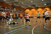 Mario Britschgi wird auch gegen die Kloten-Dietlikon Jets des Öfteren im Mittelpunkt stehen.Bild: Simon Abächerli (Sarnen, 10. März 2019)