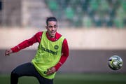 Leipzig-Stürmer Yussuf Poulsen am Freitag im Training im Kybunpark. (Bild: Benjamin Manser)