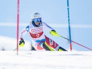 Wendy Holdener fährt auf ihrem Hausberg im Slalom überlegen zu Gold (Bild: KEYSTONE/URS FLUEELER)