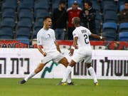 Eran Zahavi (links) war beim 4:2-Sieg Israels gegen Österreich an allen vier Toren beteiligt (Bild: KEYSTONE/AP/ARIEL SCHALIT)