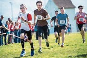 Ob älter oder ganz jung: Es wird auf der Strecke alles gegeben. Bild: Eveline Beerkircher (Sarnen, 24. März 2019)
