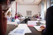 Kantonale Jugendsession im Regierungsgebäude in Luzern. Jugendliche diskutieren in Gruppen über aktuelle Themen. (Bild: Manuela Jans-Koch, Luzern, 28. Oktober 2016)
